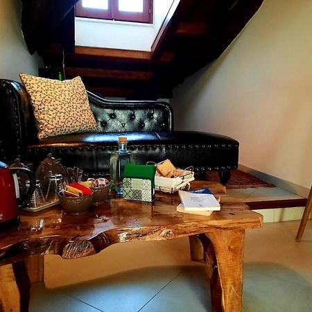Amaranto99 Panzió LʼAquila Kültér fotó